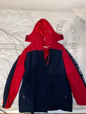 Jacka  - Snygg och unik Tommy Hilfiger Jack från usa 