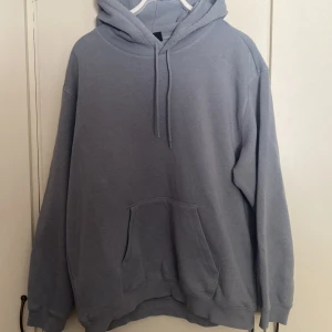 HM Hoodie - Knappt använd 