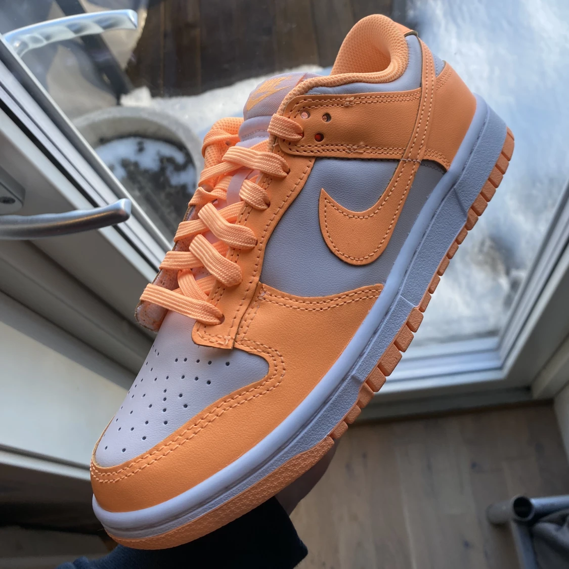Nike Dunk Low ”Peach Cream” - 90