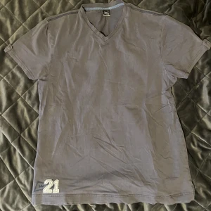 T-shirt från Salming  - Strlk XL men funkar bra för L