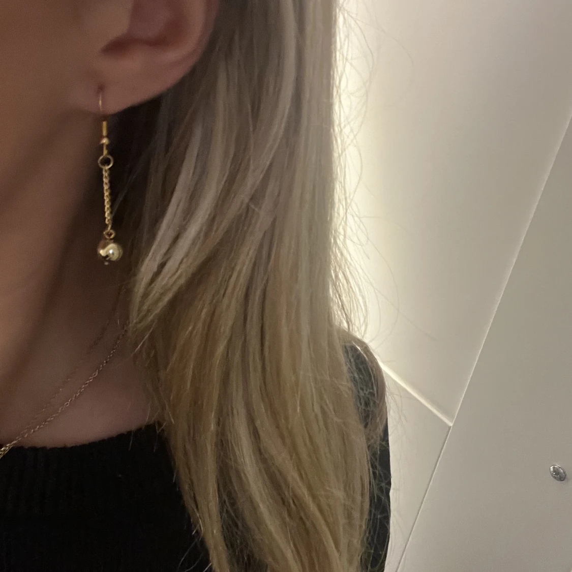 Örhänge med pärla