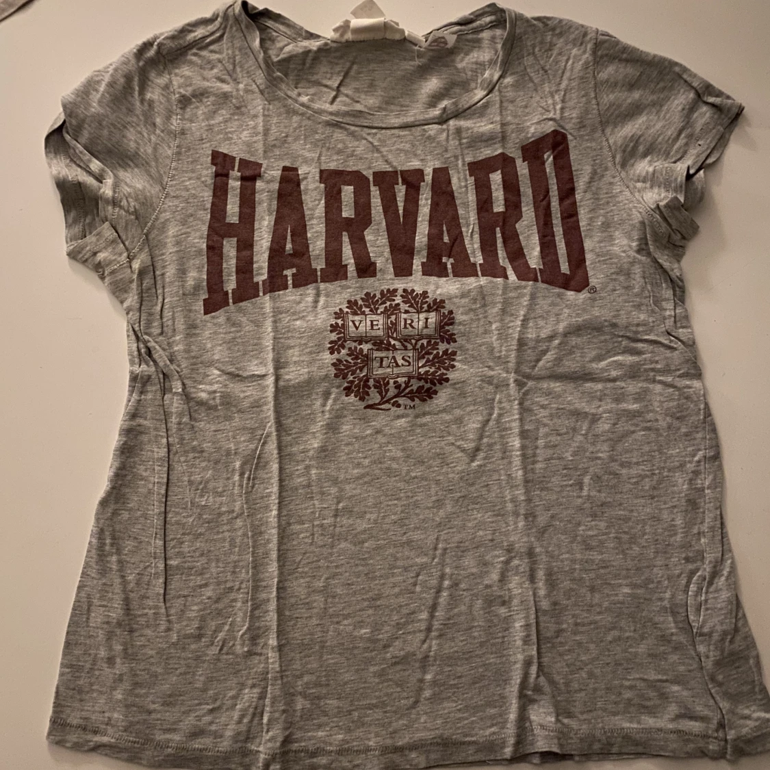 HARVARD T-SHIRT (strl. S)
