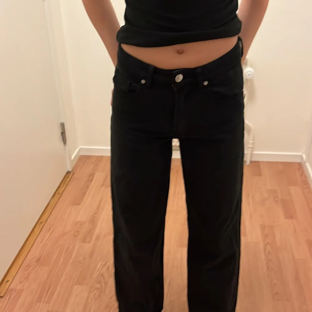 Low waist jeans från Gina st 158/32 . Jeans & Byxor.