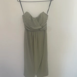 Strapless dress - Short, green strapless dress. New, tags still on.
