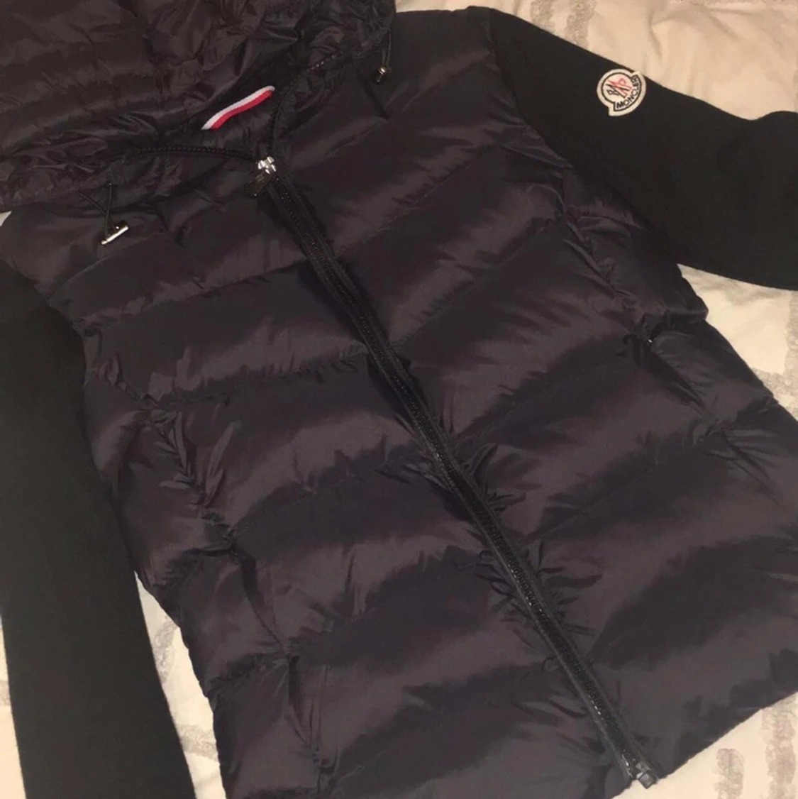Moncler jacka storlek 38