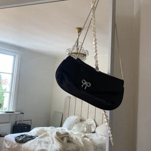 Assnygg o söt väska!! - Älskar så mycket men får inte andvändning av den❤️ 