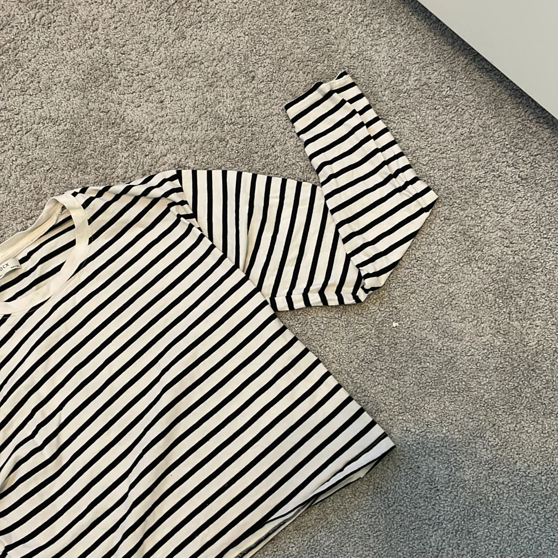 En randig tröja från Lindex. - 90