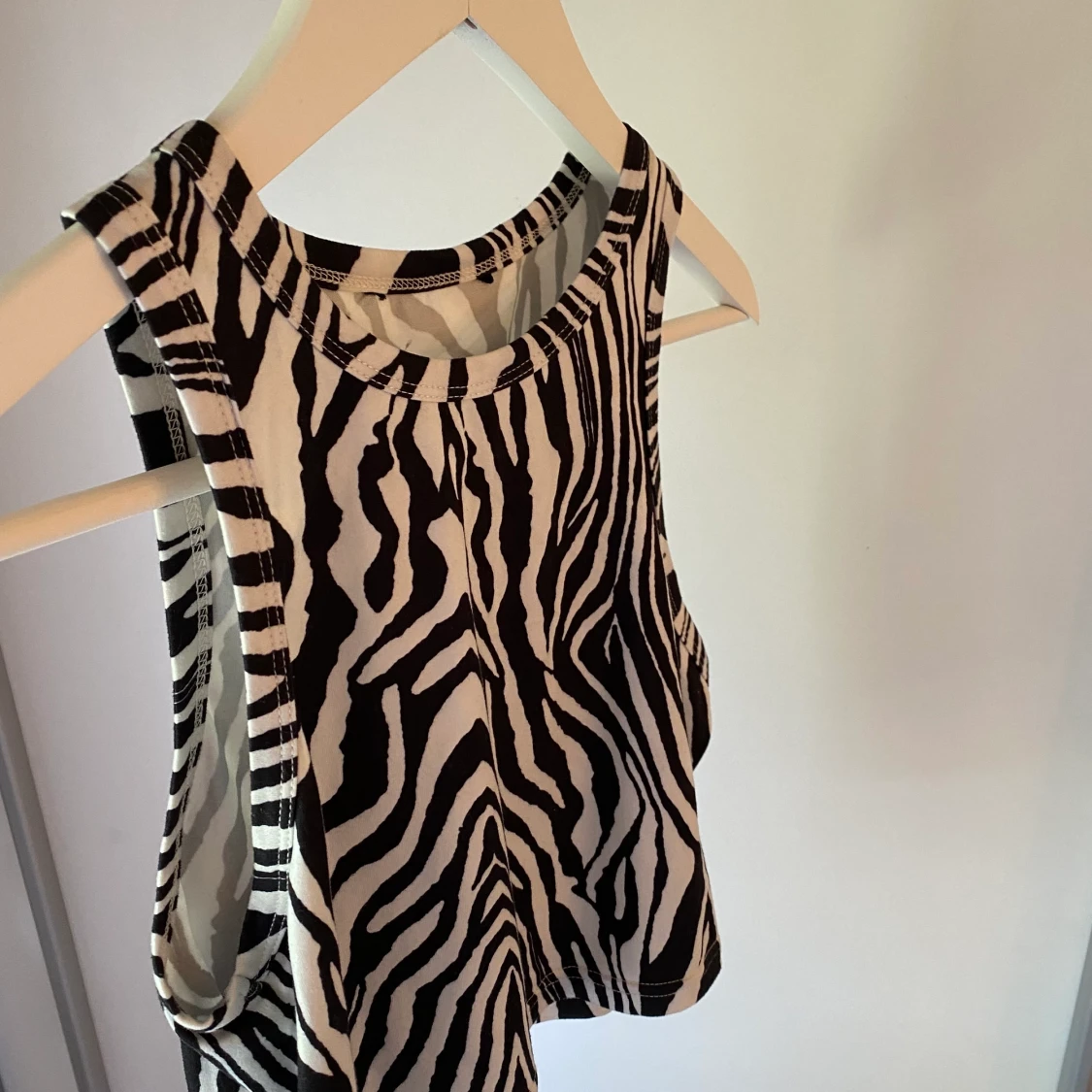 Zebra mönstrad topp - 90