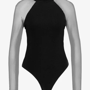 Bodysuit -  En härlig body suite med fina genom skyldiga armar som sitter perfekt på kroppen Och framhäver axlar och armar! Använd en gång! 