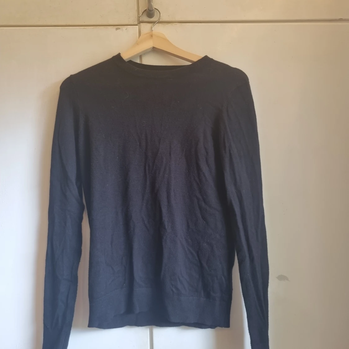 Svart långärmad tröja - 91