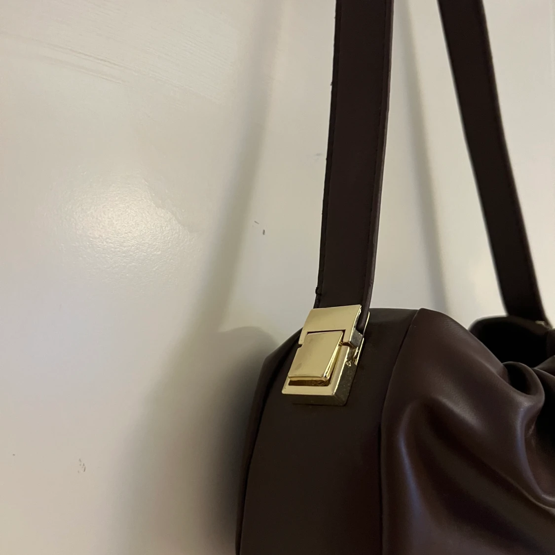 Brun väska  - 91