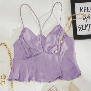 Topp - Lila topp i storlek M