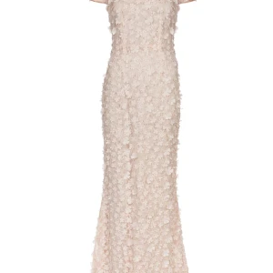 Balklänning  - Ida Sjöstedt klänning. Rosa, storlek 36. Den är uppsydd efter mig som är 156 cm lång, men inte avklippt så det går att få den till längden man köper den ny. 2000 kr köparen står för eventuell frakt 