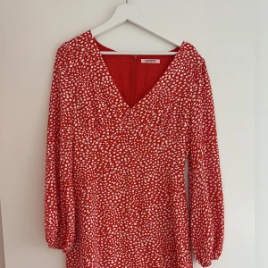 Klänning - Klänning från Nelly.com