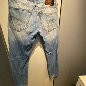 Sköna jeans från g-star, skick 7/10 Storlek 32/32