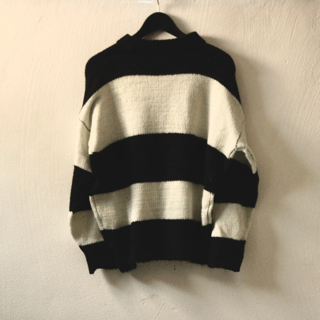 Tjock stickad tröja  - 90