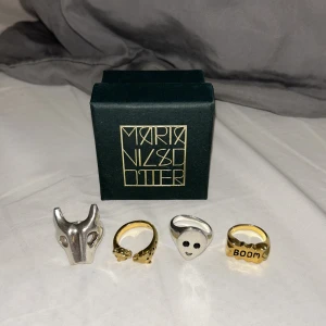 Marianilsdotter ringar!  - Säljer nu mina ringar ifrån marianilsdotter! Alla säljs för runt 2000kr st, men säljer alla för 7000. Boom ringen är säljs inte längre, så passa på!   Boom ringen-såld❣️❣️