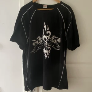 fett drainad xtra large tisha - Fett nice drain tisha i bra skick och känns riktigt nice! skriv för mått eller mer bilder