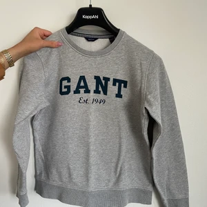 Gant tröja - En Gant tröja använd ett fåtal gånger i storlek 158 (13-14 år). Bra kvalite och stor i storleken.