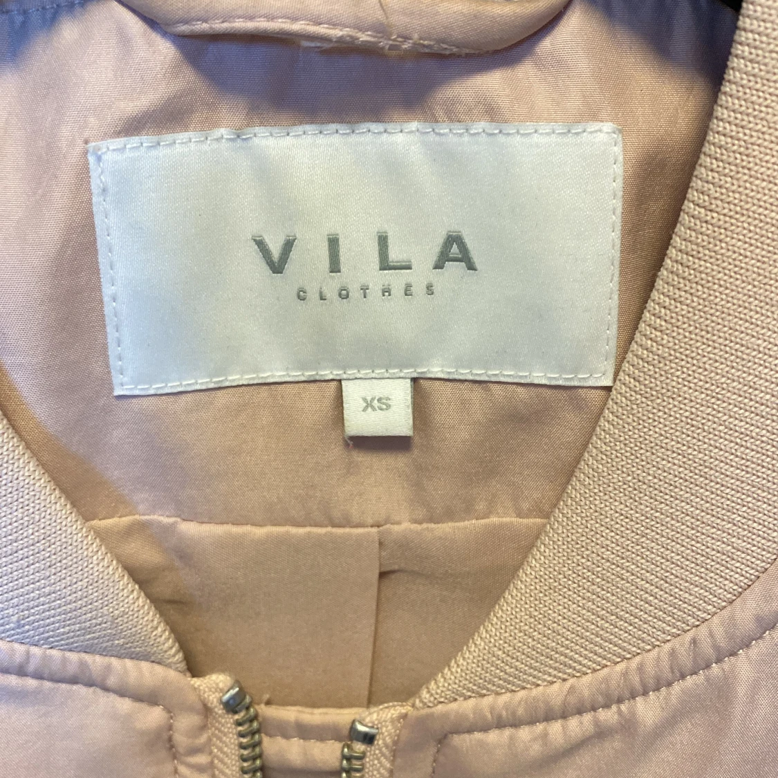 Rosa bomberjacka - 91