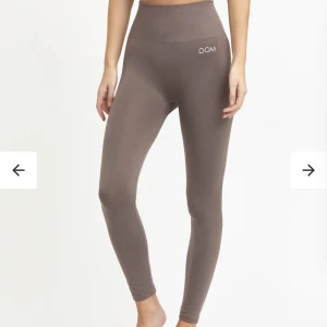 Tights - Ifrån Drop of mindfullness. Knappr använda så fint skick!!