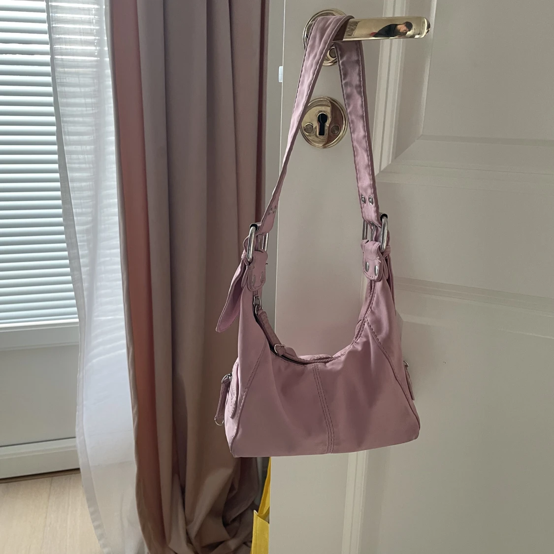 Rosa väska - 90