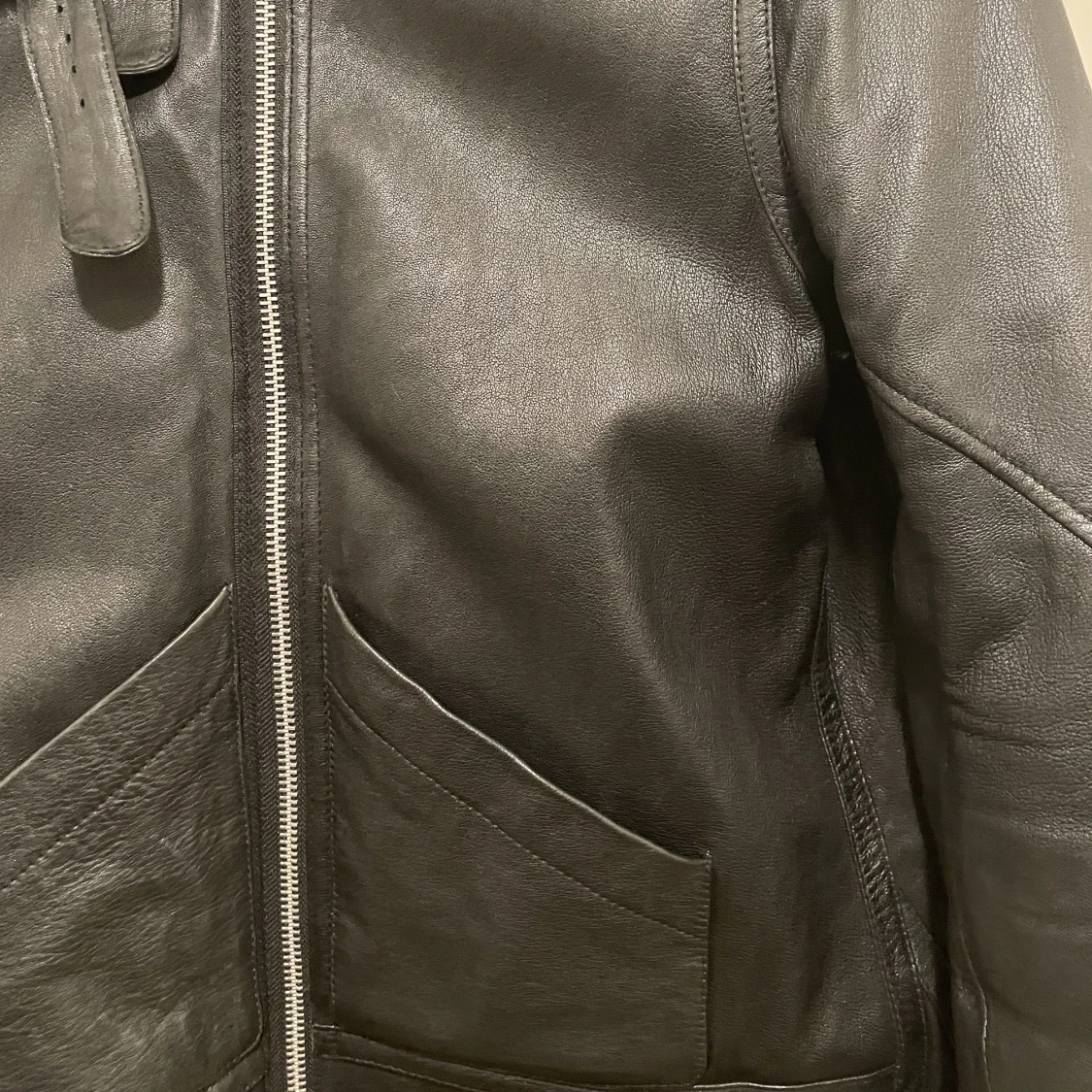 Nyskick - Shearling jacka (M) - 91