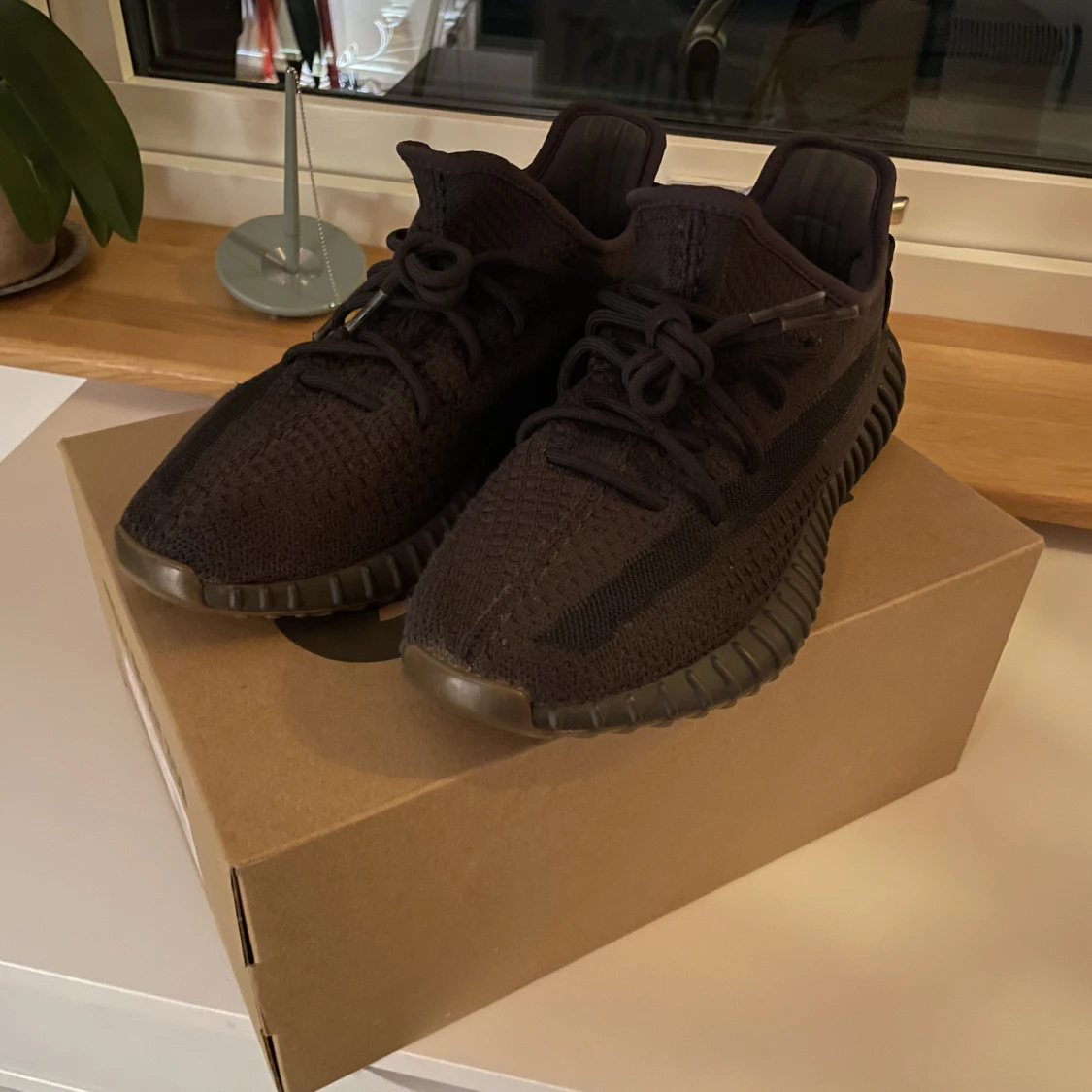 Yeesy boost 350 v2 Cinder