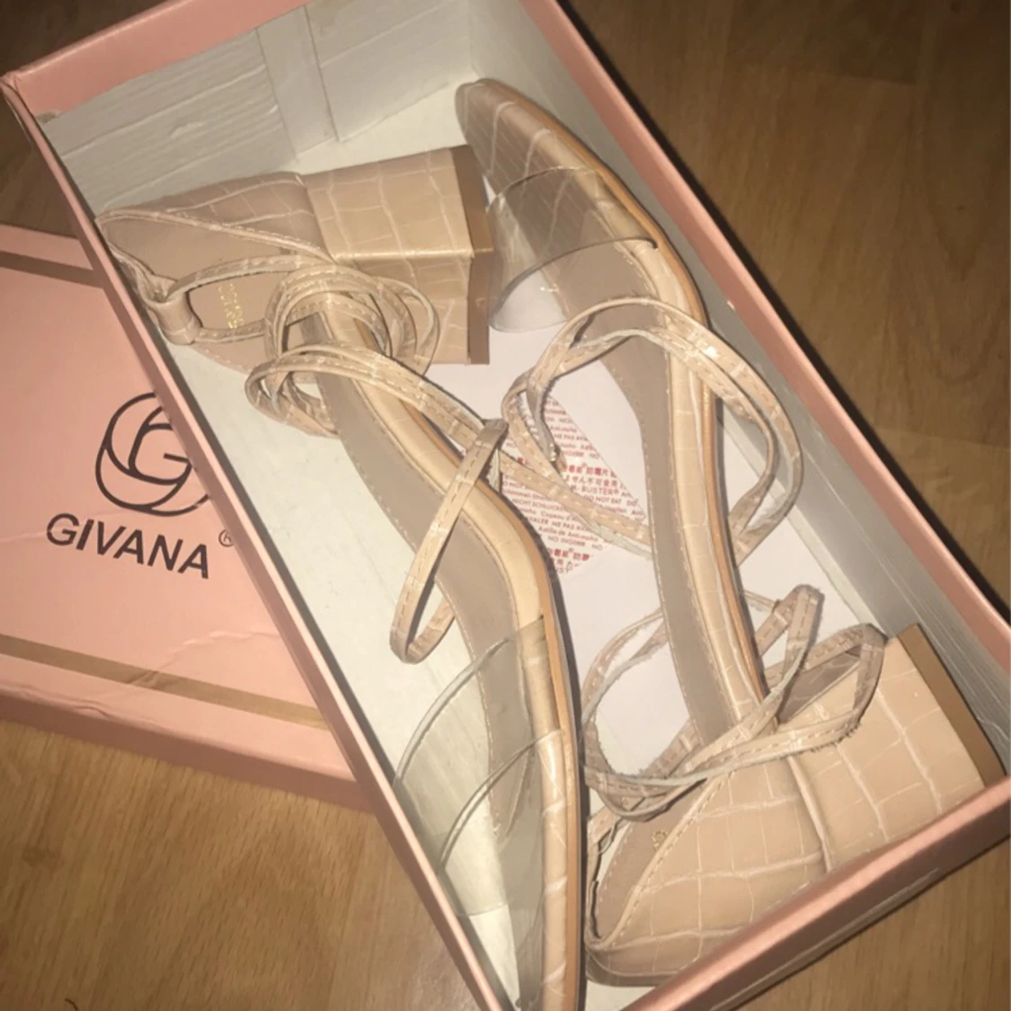 Rosa/beiga klackar   - 90