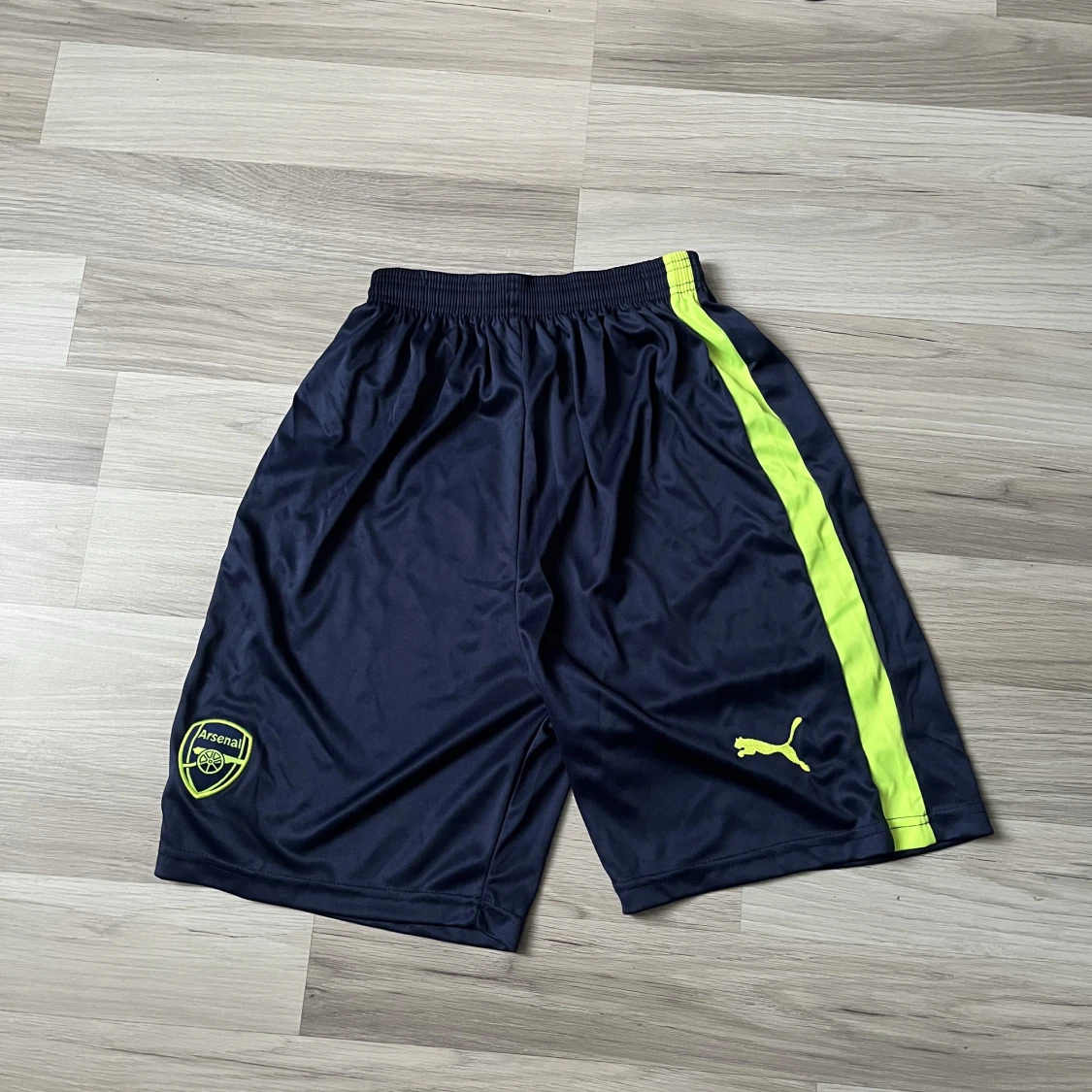 Arsenal 16/17 third kit  - 91