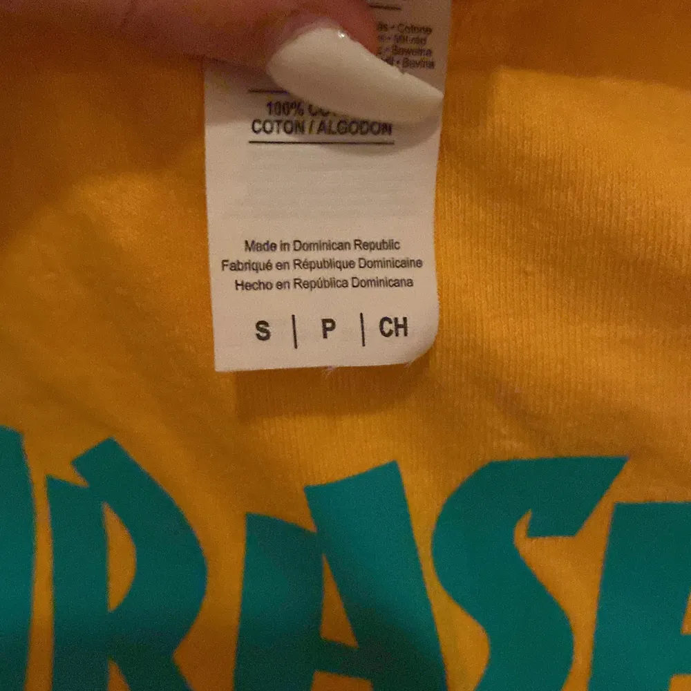 En oanvänd trasher tröja ifrån junkyard! Helt ny! Nypris 539kr men säljer för 200/150+frakt!. T-shirts.