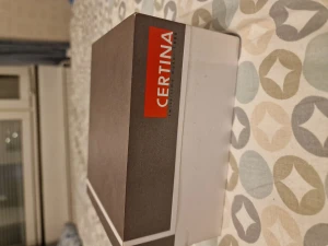Certina herr klockan  - Certina herr klockan i bra skick. Köpte för 5000 och säljer för 1600. Priset kan självklart diskuteras. Finns ingen förlängning då är den inte justerats alls. Alla papper finns i lådan. Kvittot har jag inte kvar. 