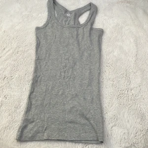 linne - grått oversized linne aldrig använt 