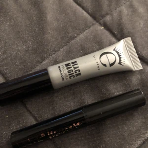 Mascara - Säljer dessa två helt oanvända mascarorna. Den svarta är från techic har kostat ca 30kr, och den grå har kostat ca 100kr! Men nu kan du köpa dem för 25kr/st eller båda för 45kr! ❤️