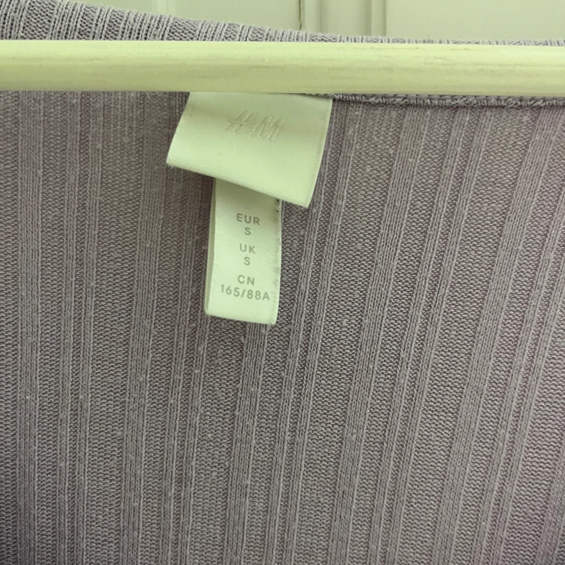 Lila tröja/ kofta - 90