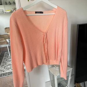 Kofta  - Från boohoo aldrig använd strl 36