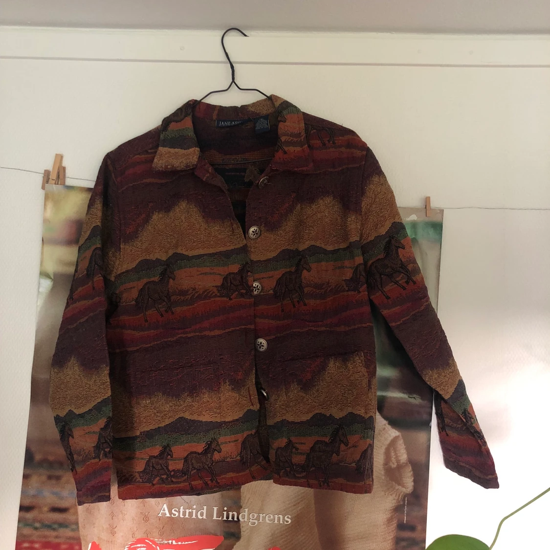 Jacka med tryck - 90