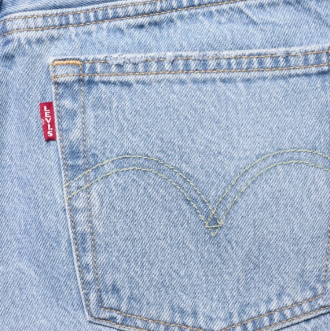 Levis shorts - 90