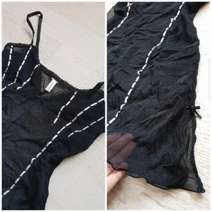 Mesh slipdress - Snygg slipdress i svart mesh och söta detaljer, nyskick passar xs/s💖35 kr💖 3 för 2 på min sida!