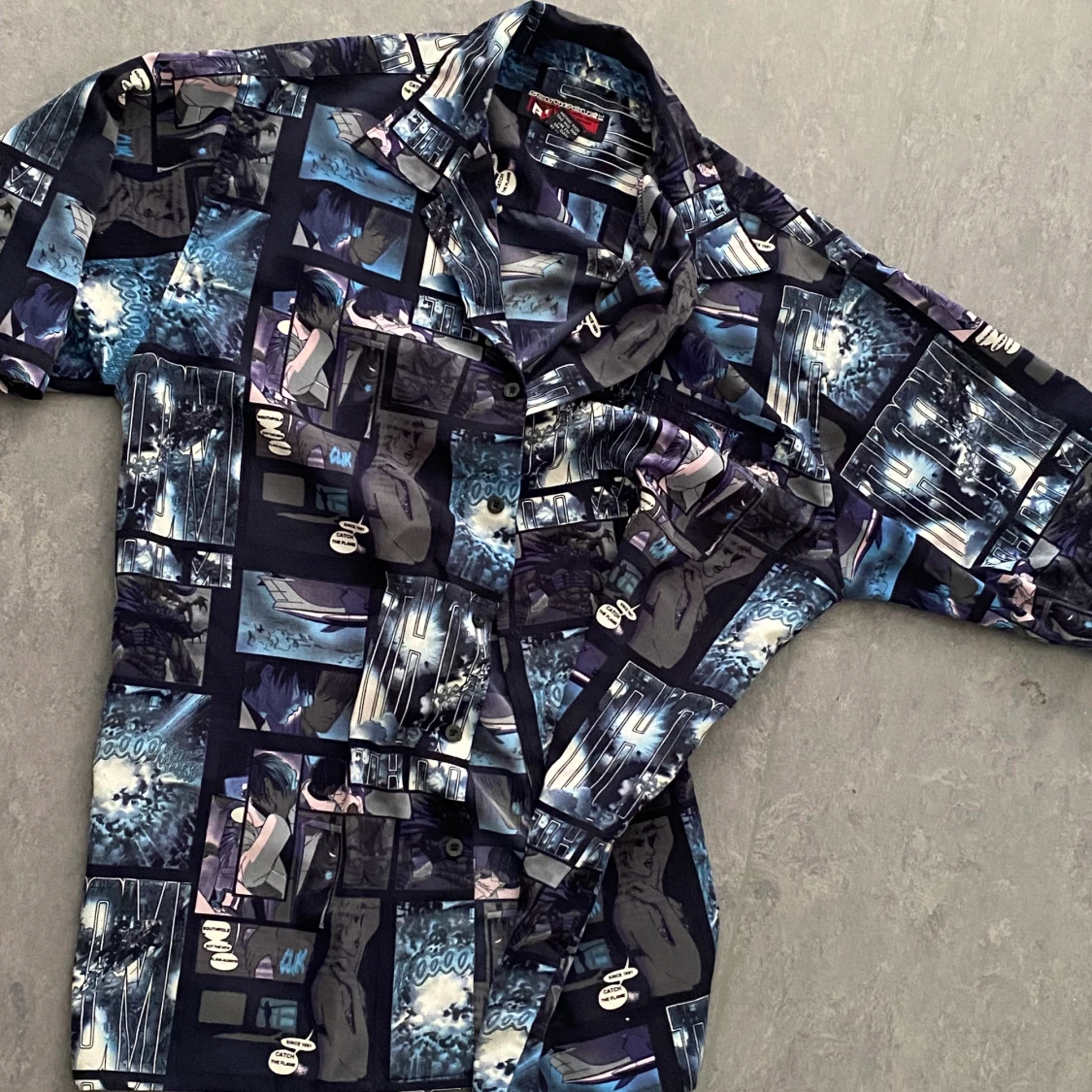 Anime inspirerad skjorta