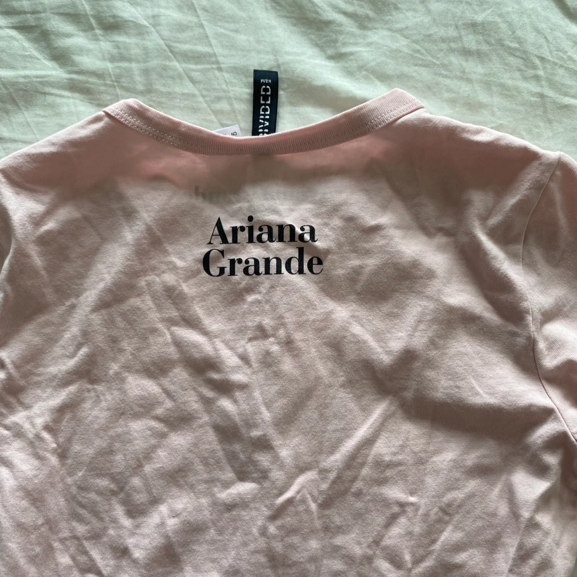 Ariana Grande t-shirt - 91