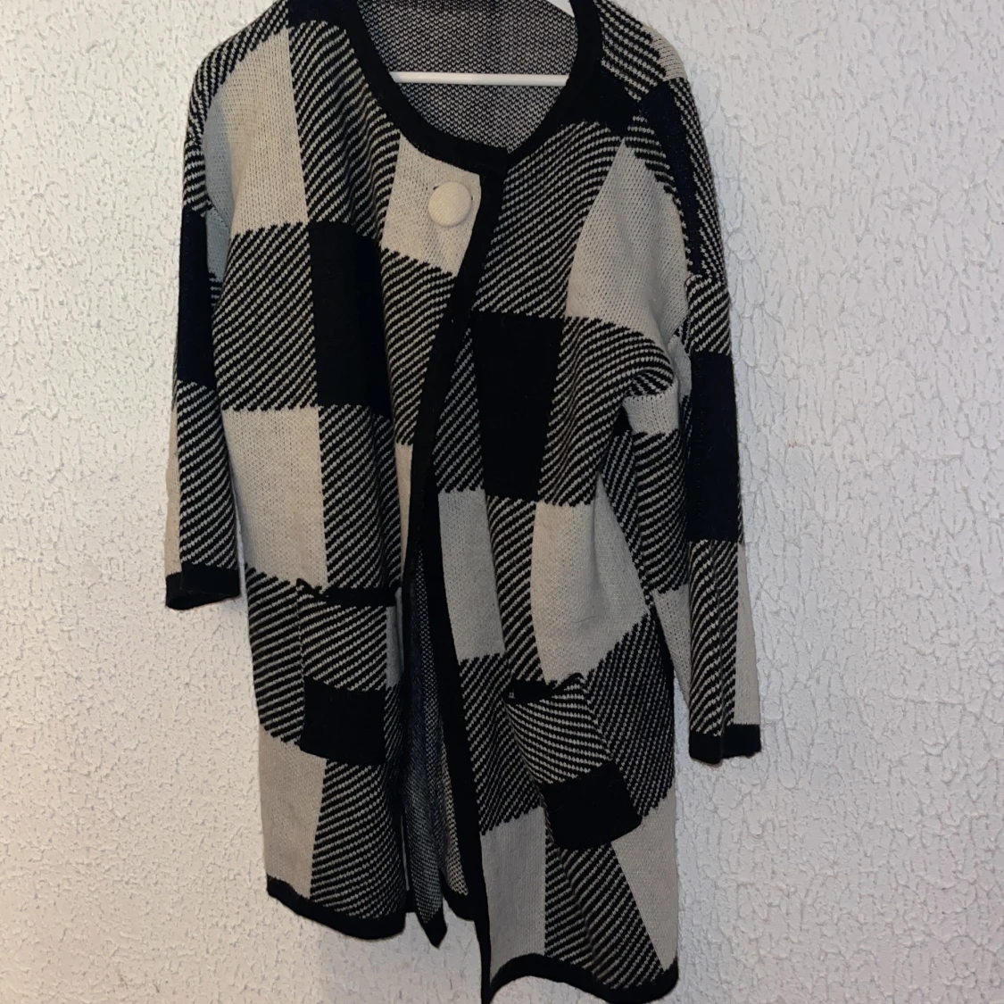 Kofta, med stora knappar, mysig nu till hösten🧚🏼‍♂️❄️