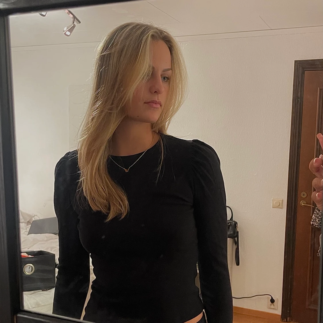 Svart basis tröja - 90