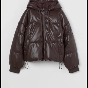 Brun jacka hm - Storlek s 200 kr