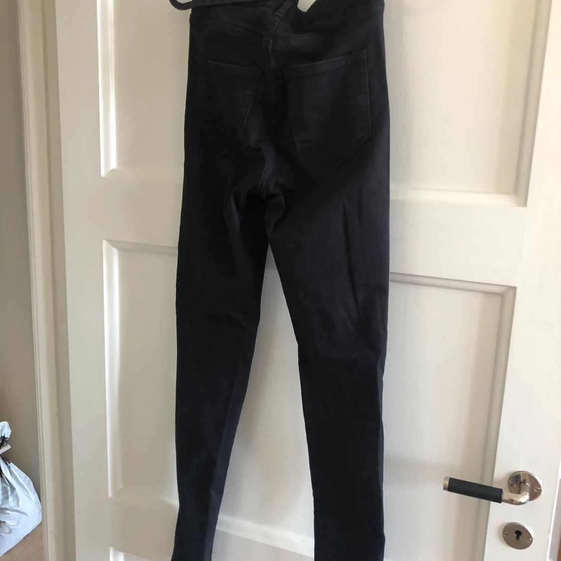 High Rise True Black Karve Skinny Jeans - 90