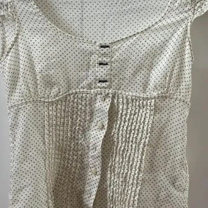 Gullig vintage topp - Lånade bilder