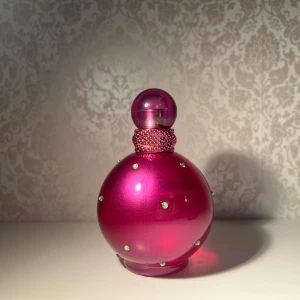 Britney Spears parfym 💖 - Britney Spears parfym i 100ml se bild hur mycket som finns kvar. 💖