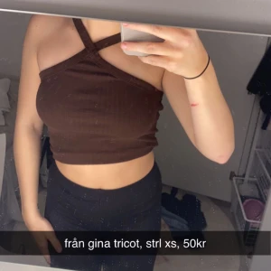 brun tröja  - jätte fin och somrig tröja 