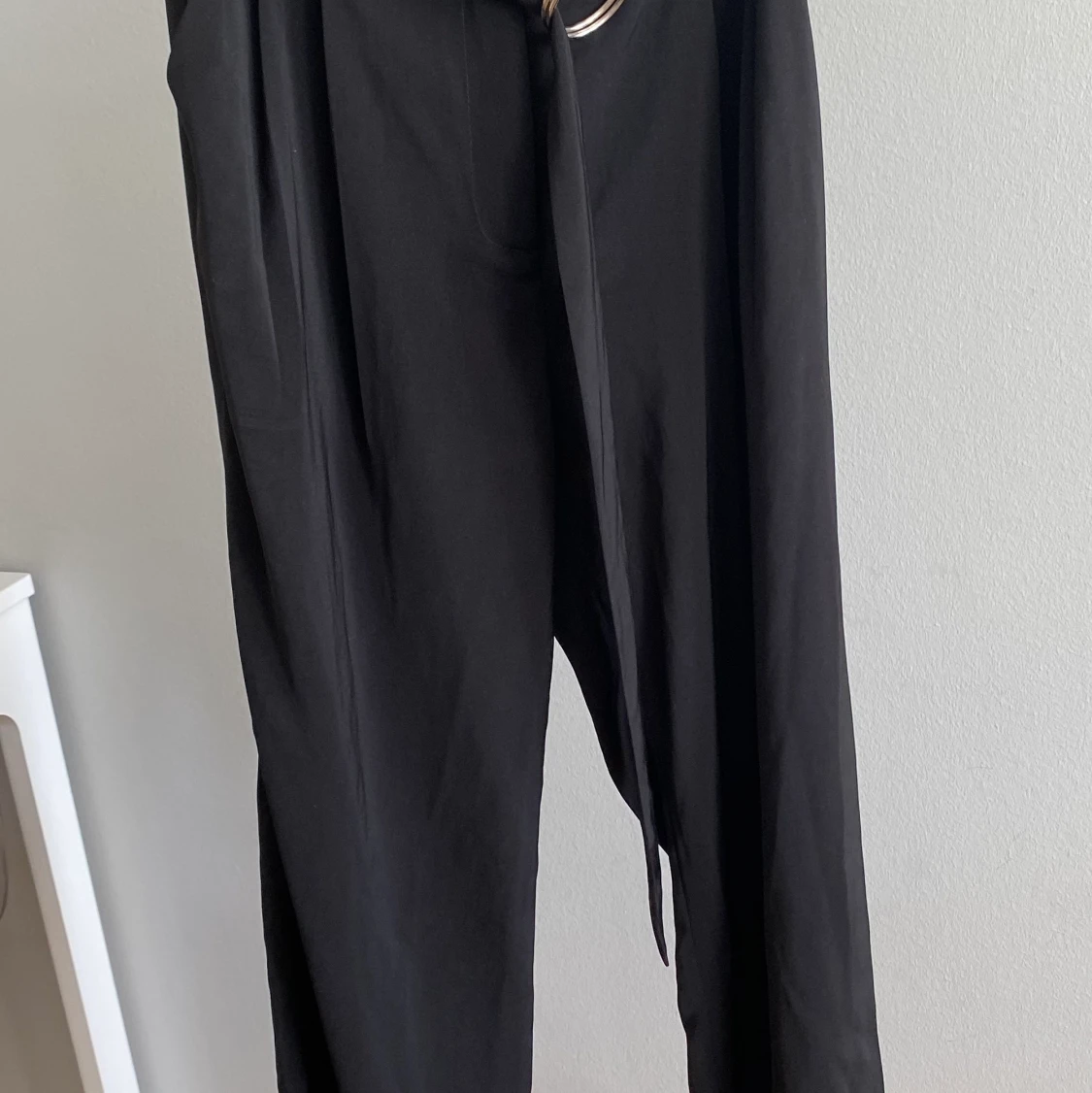 Na-kd byxor med skärp - 91