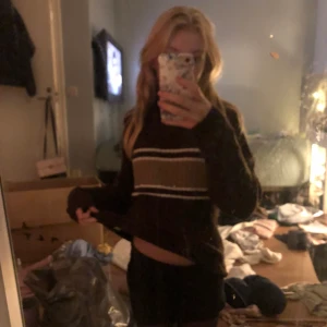 Fin tjocktröja - Fin tjocktröja i mjukt material som är fin